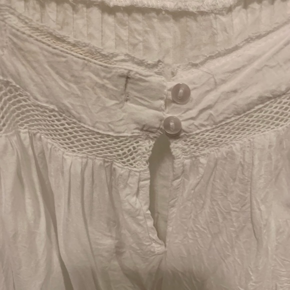 Urban outfitters crop white tank-size XS - Picture 3 of 6